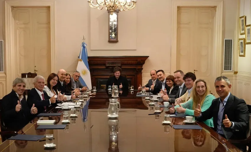 Milei-ministros-Casa-Rosada_ NA
