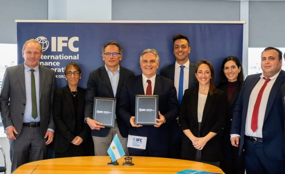 EL OBJETIVO FOTO LLARYORA PRESTAMO CIRCUNVALACION RIO CUARTO