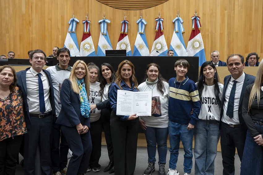 Sesión-Ordinaria_protección-victimas-de-delitos_ prensa Legislatura