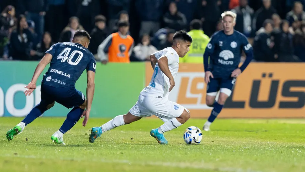 EL OBJETIVO FOTO IND RIVADAVIA BELGRANO X B 2