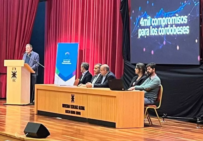 muni córdoba becas