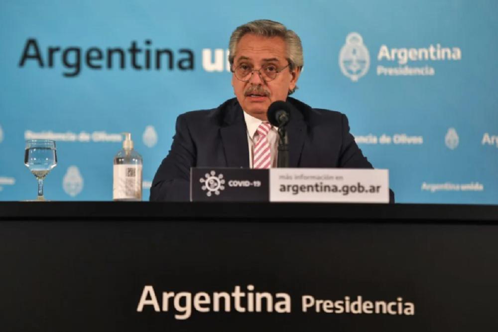 Alberto Fernandez Vacuna