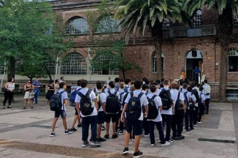 Inició el periodo de ambientación en escuelas 3