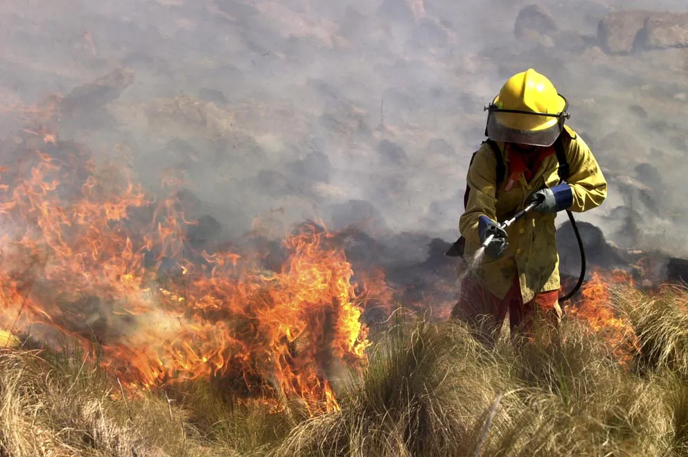 incendio mina clavero