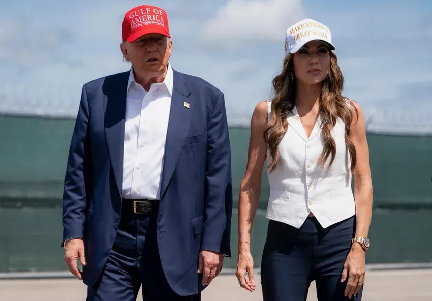 Donald-Trump - Kristi-Noem-secretaria-de-seguridad-eeuu_ NA
