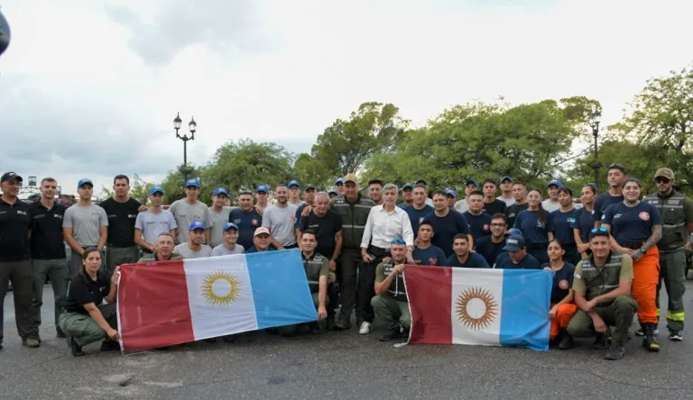 Bomberos cordobeses ya se encuentran camino a Chubut 1