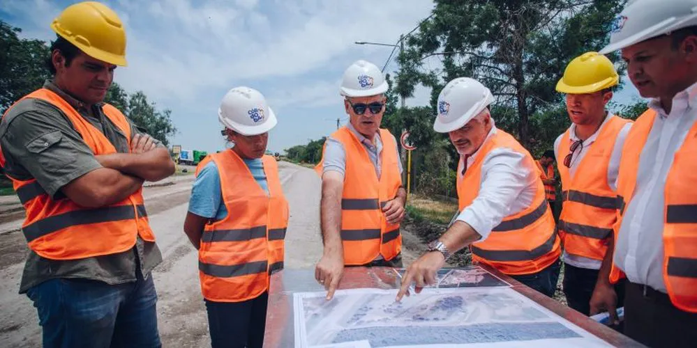 EL OBJETIVO FOTO CORDOBA PAVIMENTO PREDIO PIEDRAS BLANCAS 1
