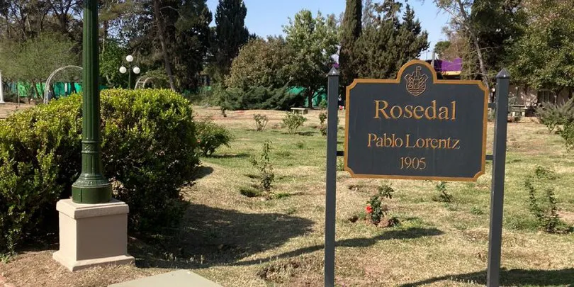 Rosedal-parque-sarmiento_ prensa Municipalidad