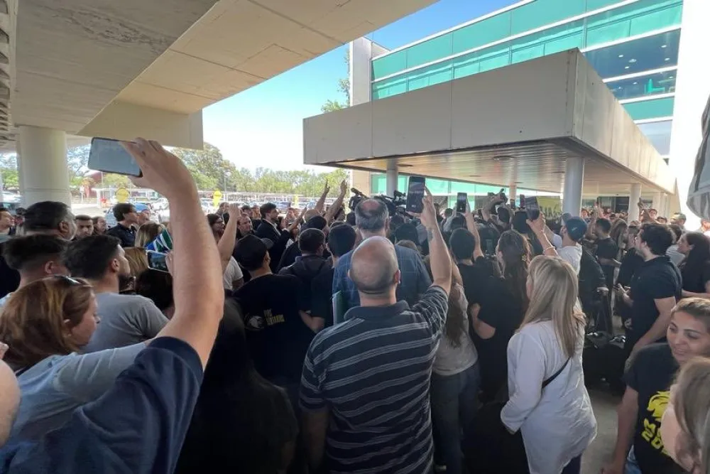 recibimiento-milei-cordoba