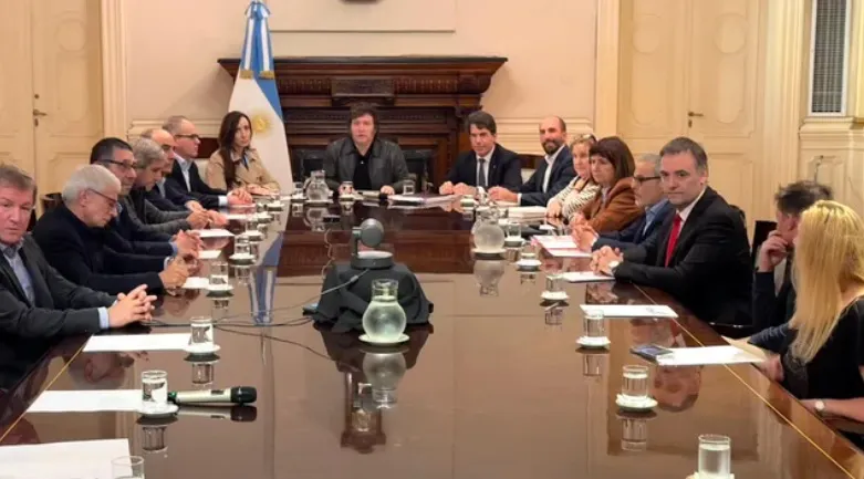 Milei reunión de gabinete