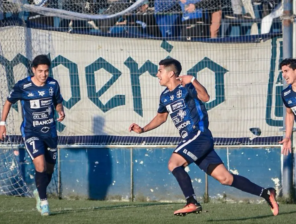 EL OBJETIVO FOTO ATENAS DE RIO CUARTO HURACAN LAS HERAS TWITTER ATENAS