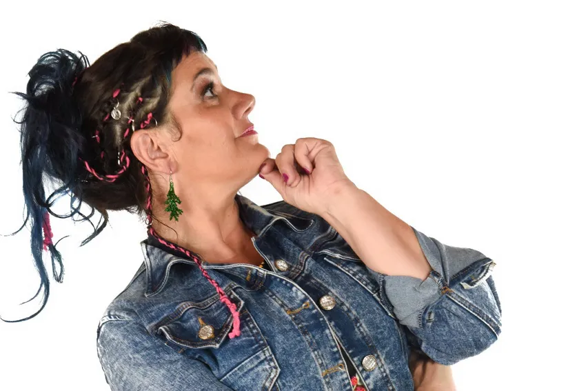 Lara-Carignano-Cosas-de-chicas-teatro-real_ cba.gov.ar