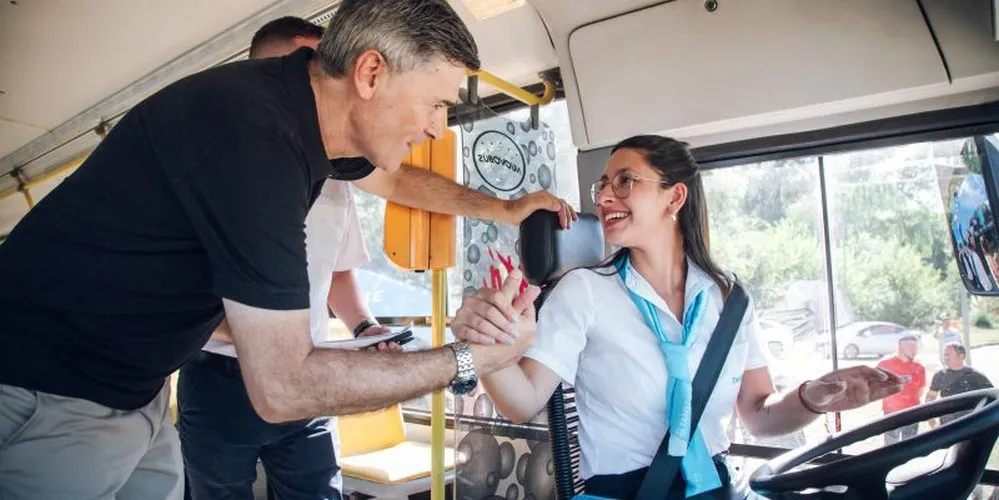 EL OBJETIVO FOTO TAMSE LINEA 76 PASSERINI