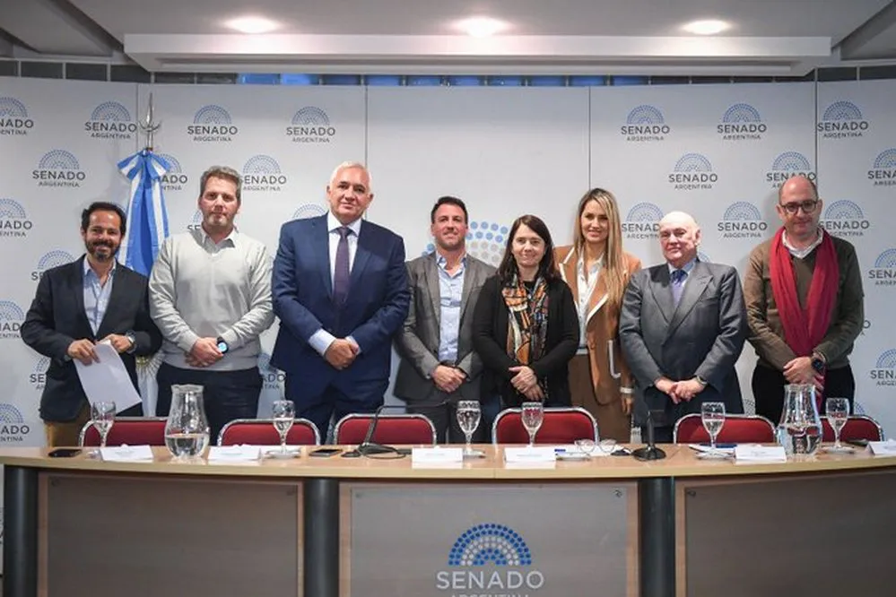 EL OBJETIVO FOTO ALVARE RIVERO PYMES