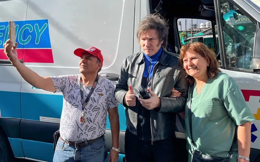 Milei - campaña_ NA