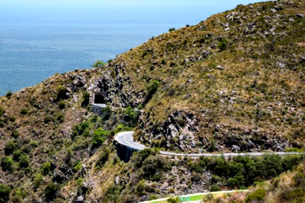 Camino de los Túneles de Taninga