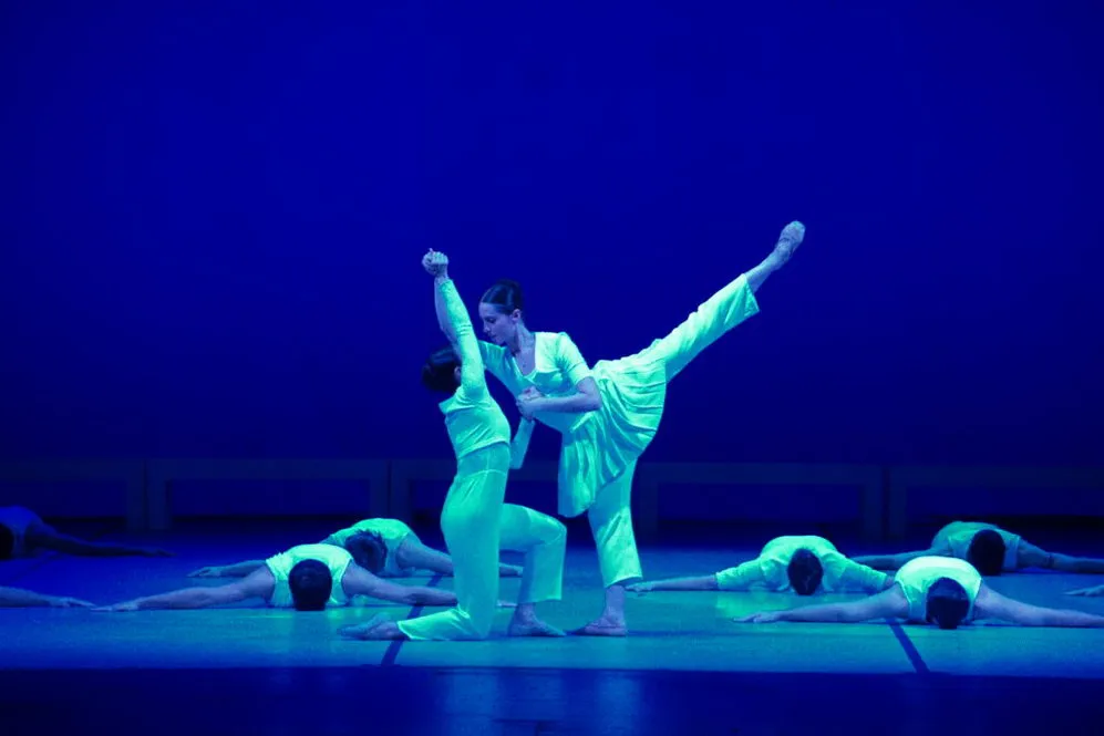 EL OBJETIVO FOTO BALLET EL MESIAS