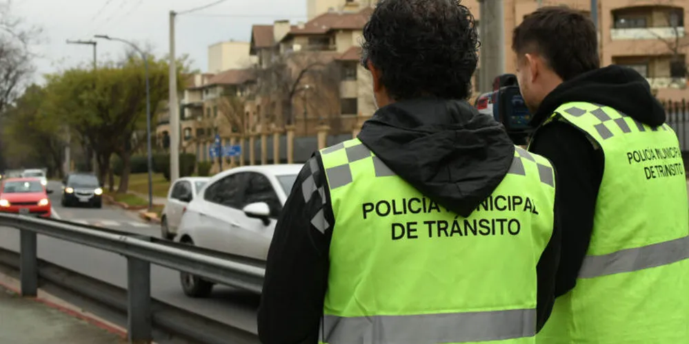 EL OBJETIVO FOTO CORDOBA CONTROLES DE VELOCIDAD