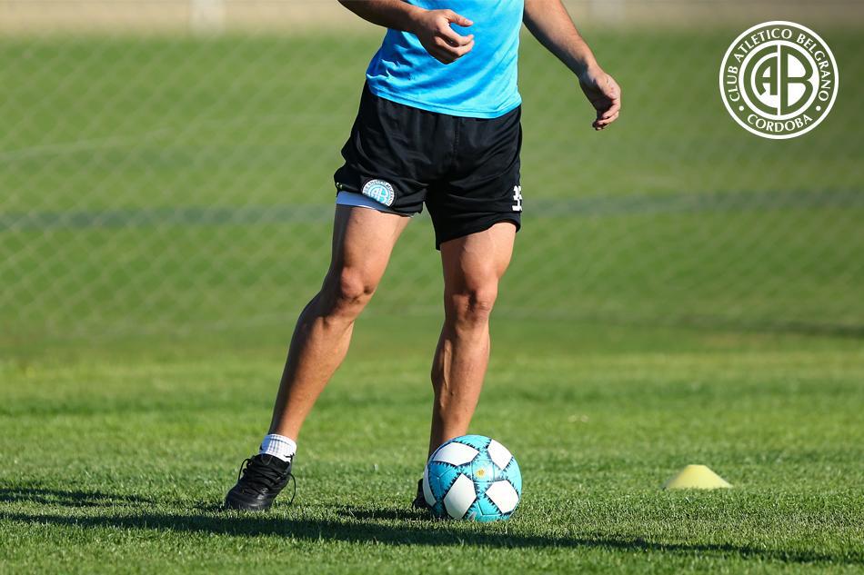 Dos jugadores del plantel de Belgrano dieron positivo de coronavirus