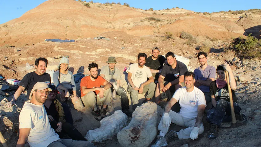 Chucarosaurus-hallazgo-dinosaurio-gigante-00_ NA