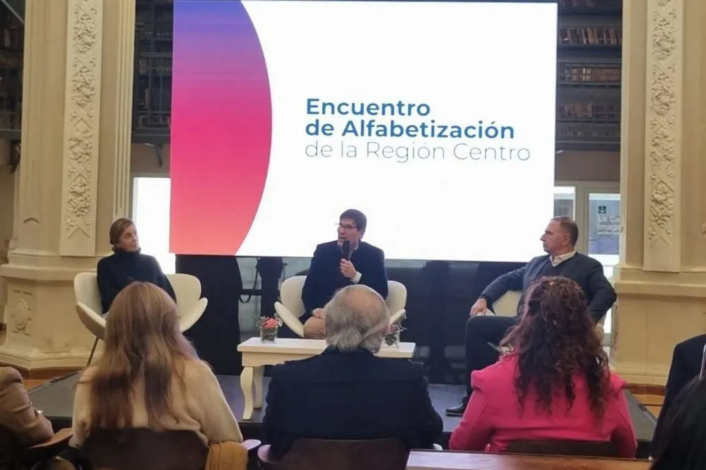 EL OBJETIVO FOTO REGION CENTRO ENCUENTRO DE ALFABETIZACION ROSARIO