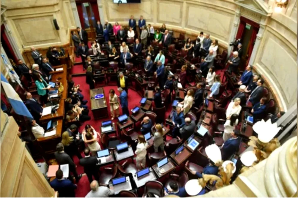 Senado debate la reforma laboral