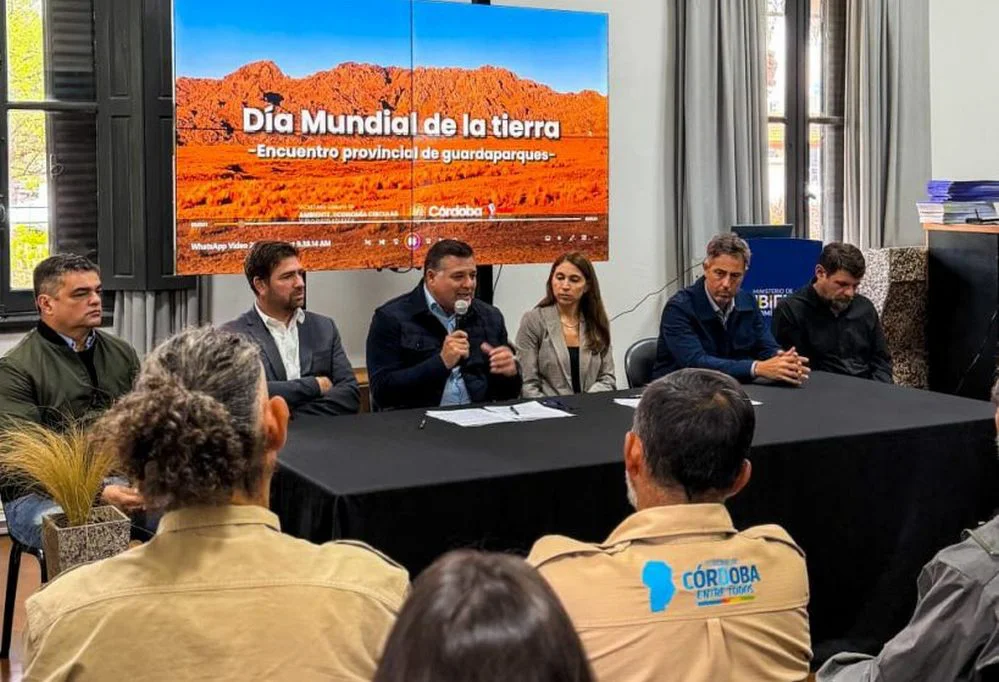 EL OBJETIVO FOTO TURISMO AMBIENTE CONVENIO