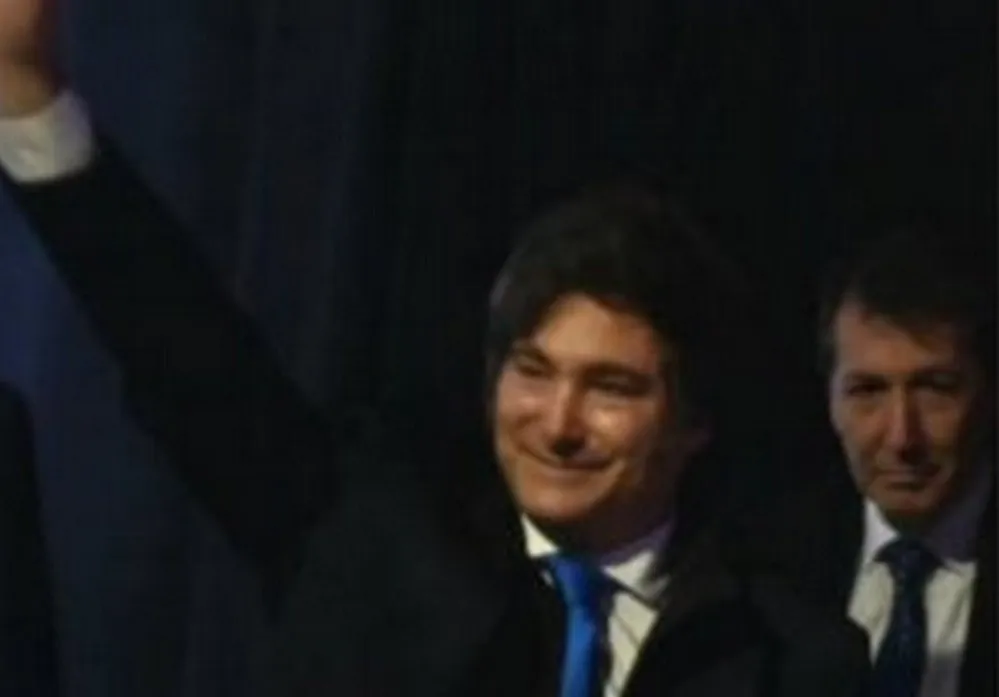 EL OBJETIVO FOTO JAVIER MILEI X BOLSA COMERCIO ROSARIO