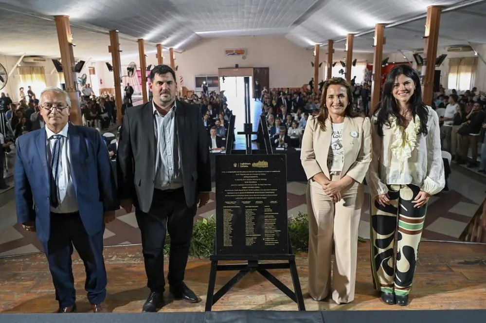 EL OBJETIVO FOTO LEGISLATURA SESION LABOULAYE 2
