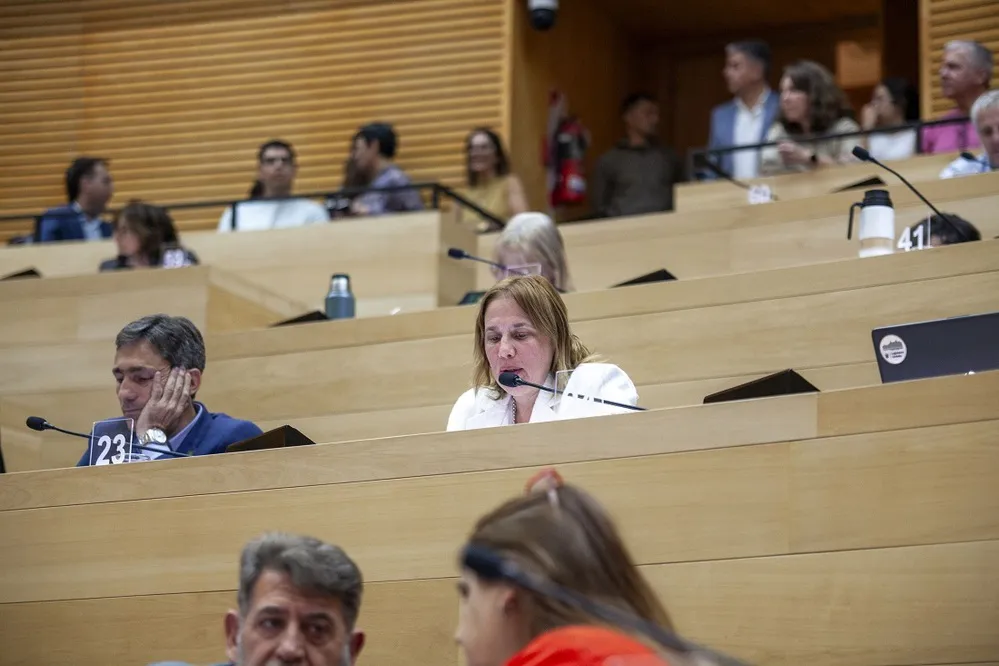 EL OBJETIVO FOTO LEGISLATURA ARIELA SZPANIN