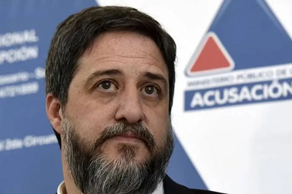 EL OBJETIVO FOTO FISCAL EDERY ROSARIO