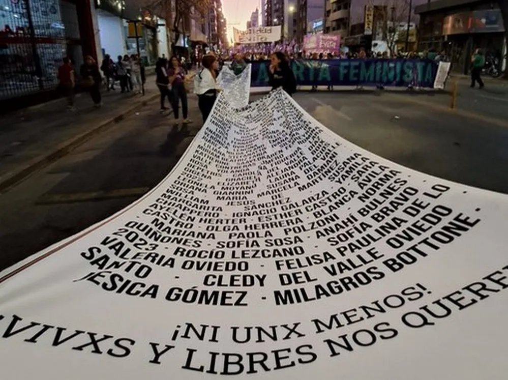EL OBJETIVO FOTO NI UNA MENOS 020623 1