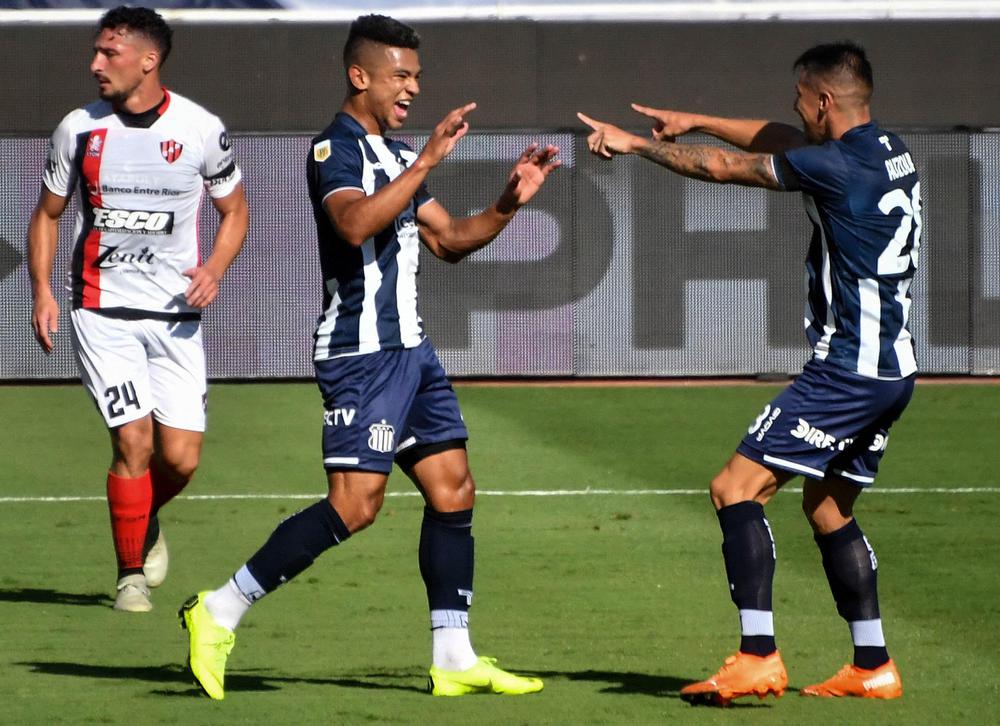 Talleres - patronato_Télam