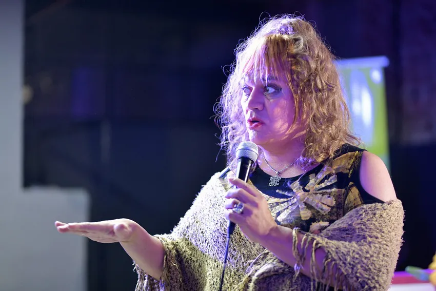 Prunotto-libro-02_ prensa Legislatura