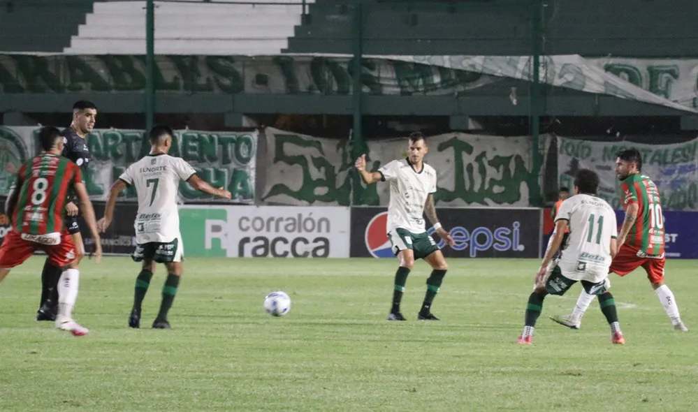 EL OBJETIVO FOTO SPORTIVO BELGRANO SPORTIVO LAS PAREJAS EL PERIODICO 1