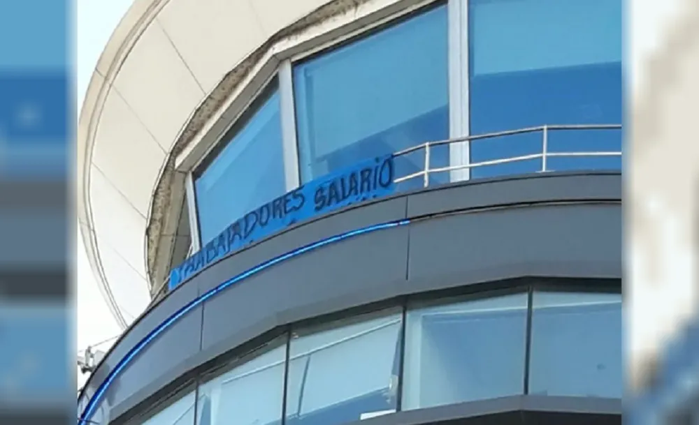 Controladores aéreos paro