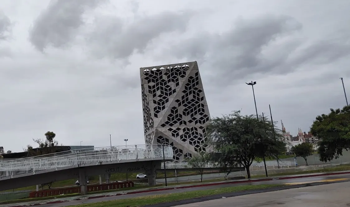 tiempo centro civico nublado lluvia cordoba