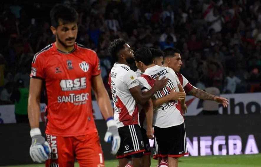 river le ganó a central córdoba