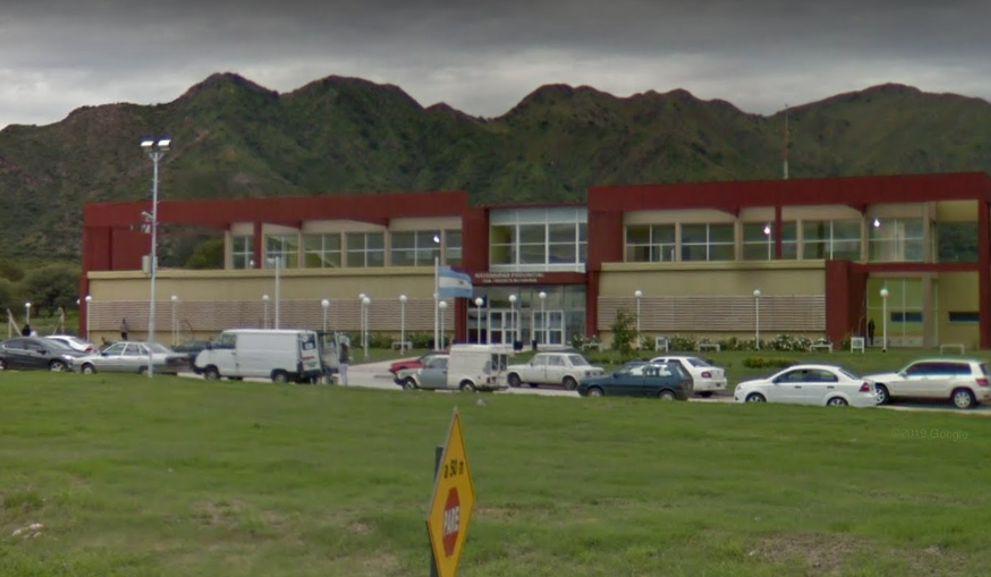 hospital materno infantil san luis_ google street view