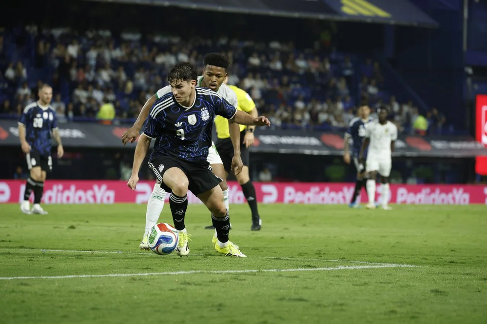 EL OBJETIVO FOTO ARGENTINA MAURITANIA PRIMER TIEMPO X SA