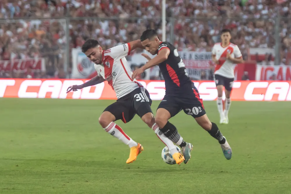 Instituto River