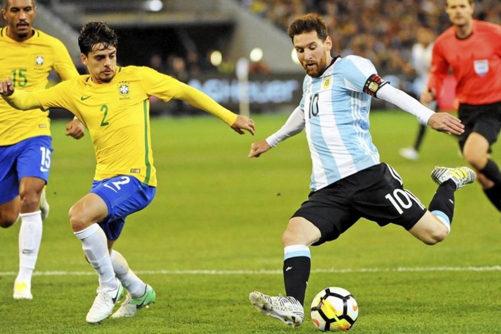 Messi (4)
