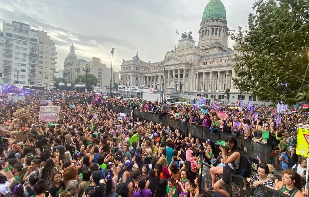 EL OBJETIVO FOTO 8M CABA NA