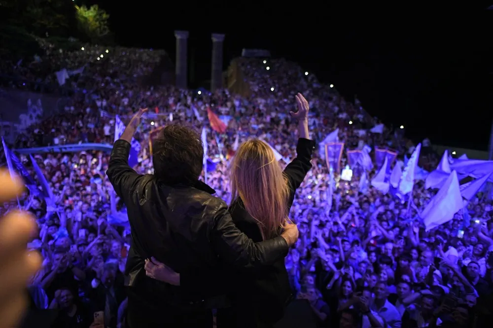 javier y karina milei