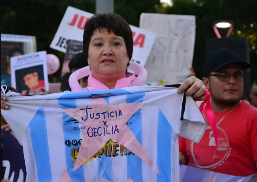 la mamá de cecilia