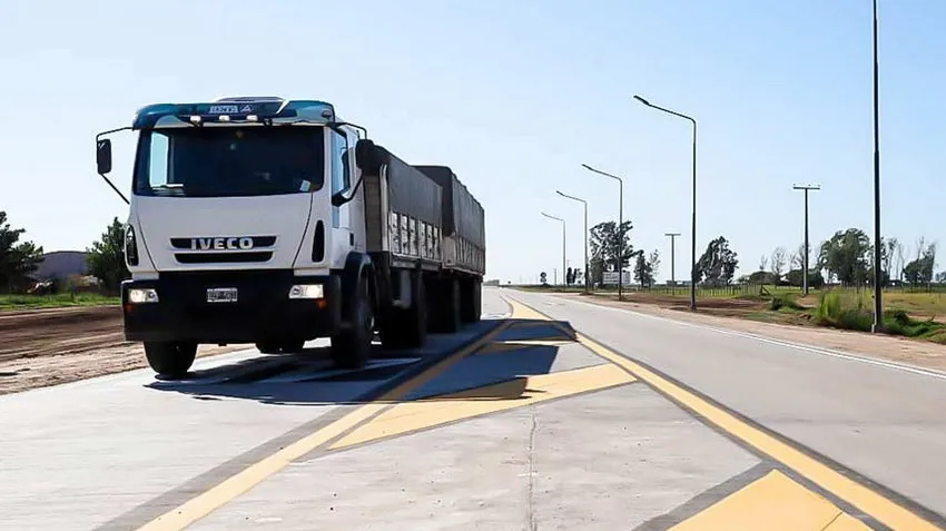 camiones-transito-pesado-rutas_ cba.gov.ar