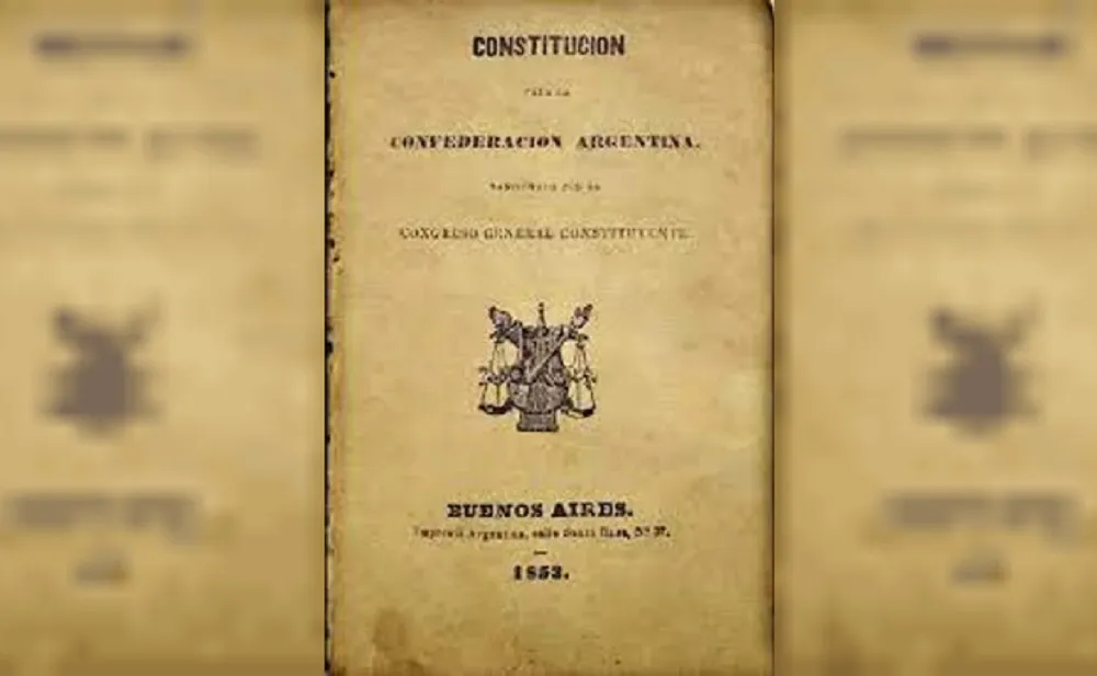 Ejemplar original de la Constitución Nacional de 1853