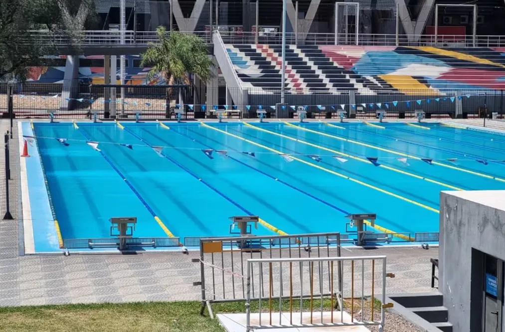 pileta-olimpica-kempes