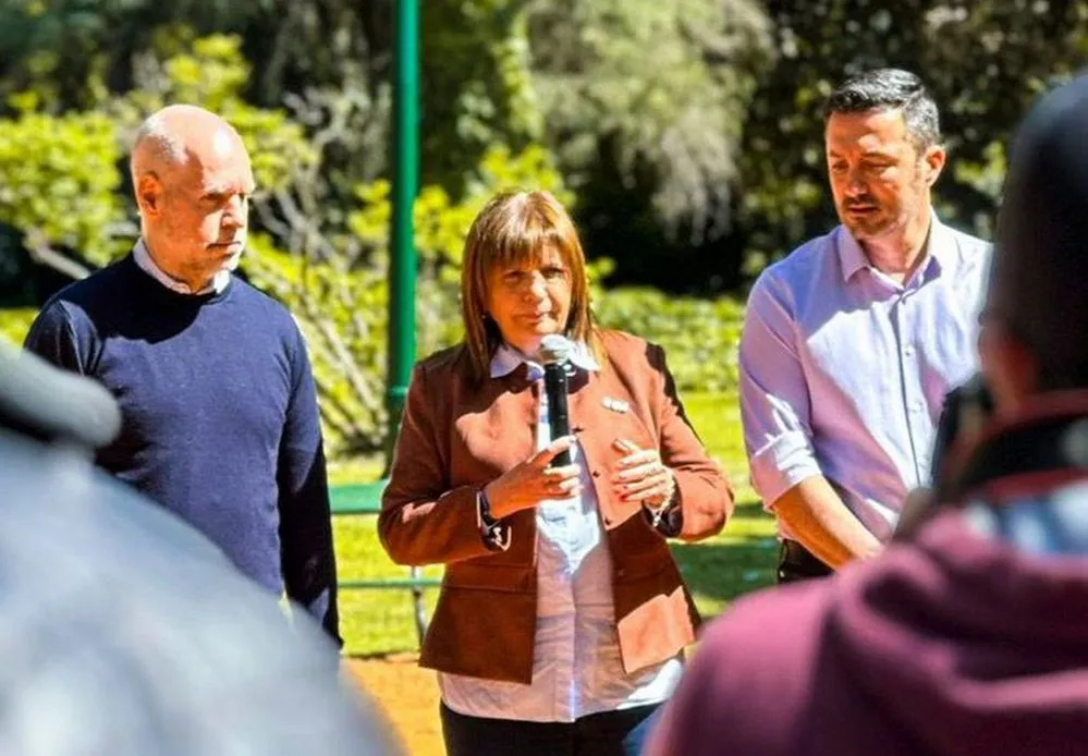EL OBJETIVO FOTO BULLRICH LARRETA PETRI TWITTER