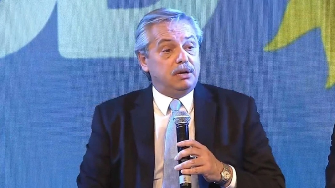 alberto fernandezz.